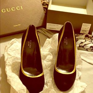 GUCCI Suede High heels